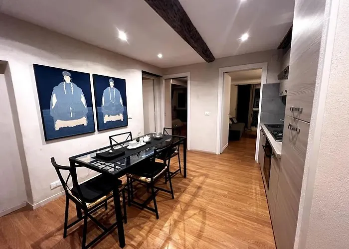 San Lorenzo Central Apartment